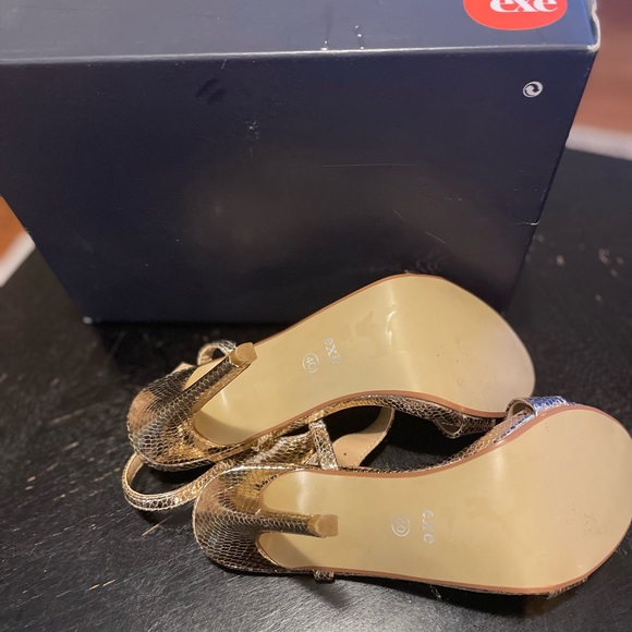 Gorgeous Gold leather high heels snake size 40 by Tsakiris Mallas worn once. - Picture 7 of 7